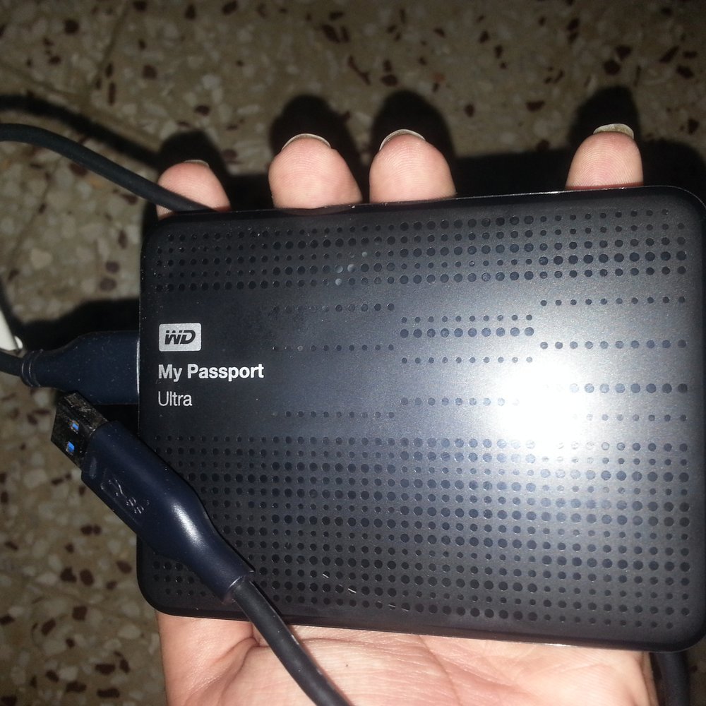 Disco duro externo 1TB USB, nuevo
